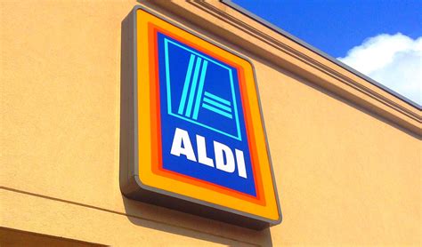 aldi hours easter